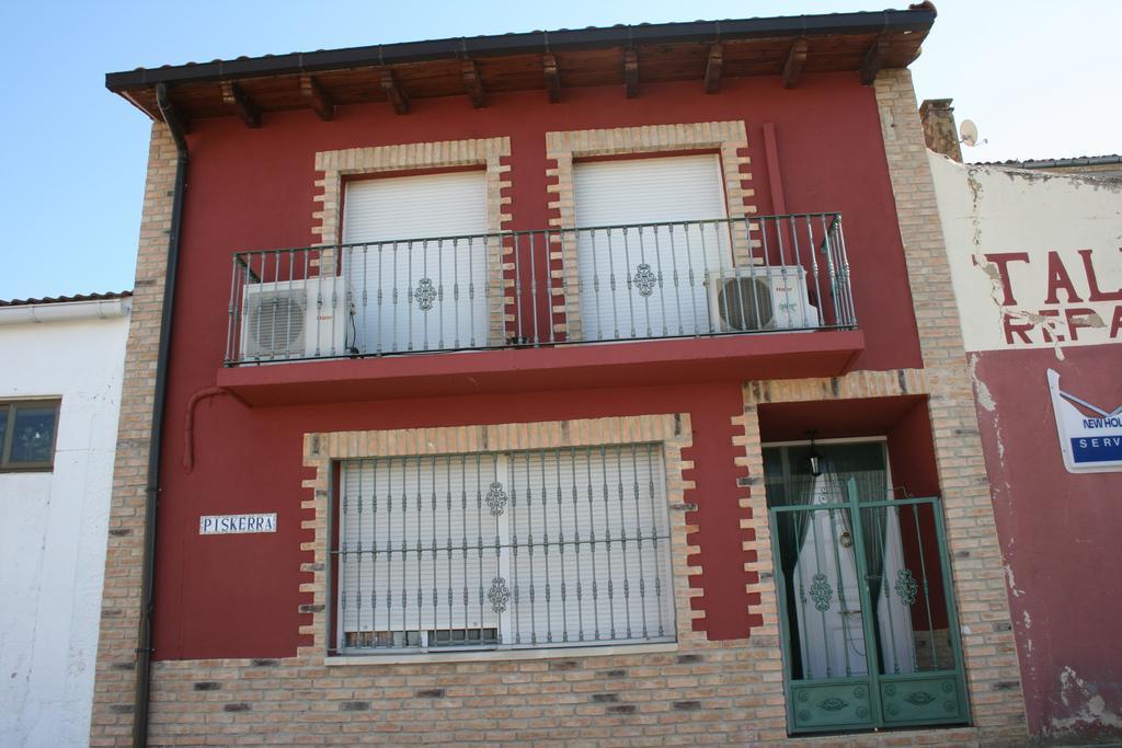 Vivienda Turistica Rural Piskerra Apartment Carcastillo Cameră foto